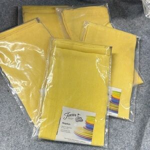 The Fiesta Tableware Company 19x19 cotton blend margarita sunflower 6 Napkins
